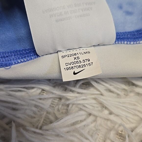 Nike Womens Mid Rise 7" Tie Dye Training Shorts Size XS Bike Dri-Fit Stretch - Picture 6 of 9